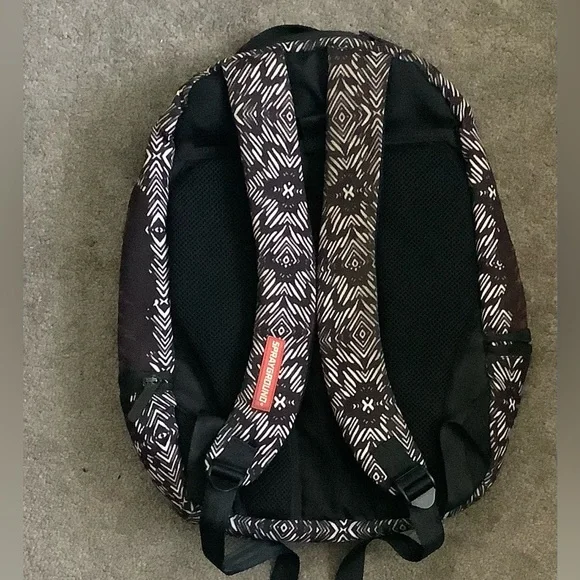 SPRAYGROUND Lion Graphic Backpack - Picture 2 of 5